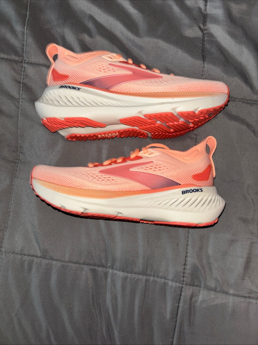 Brooks Women’s Running Shoes - Coral/Pink Glycerin 23 size 5.5